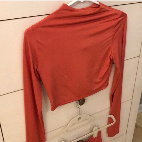 Two Piece Set - Picture 5 of 5